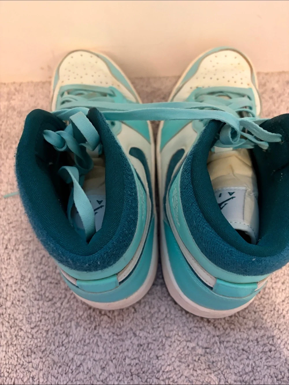 Jordan Women’s High Top Sneakers - Teal & White
